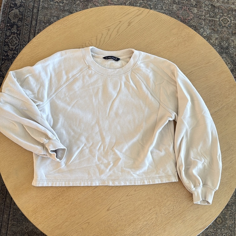 ABERCROMBIE Cream Bubble Sleeve Crop Sweatshirt XS - Picture 2 of 4